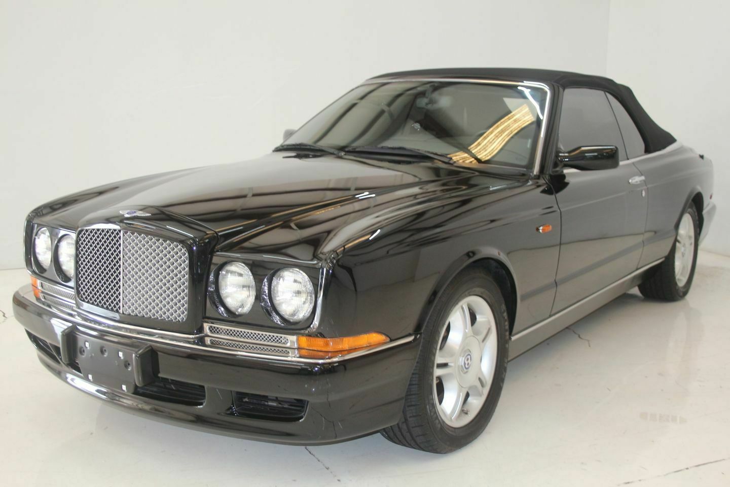 2001 Bentley Azure  2001 Bentley Azure  65614 Miles Black  8 Automatic